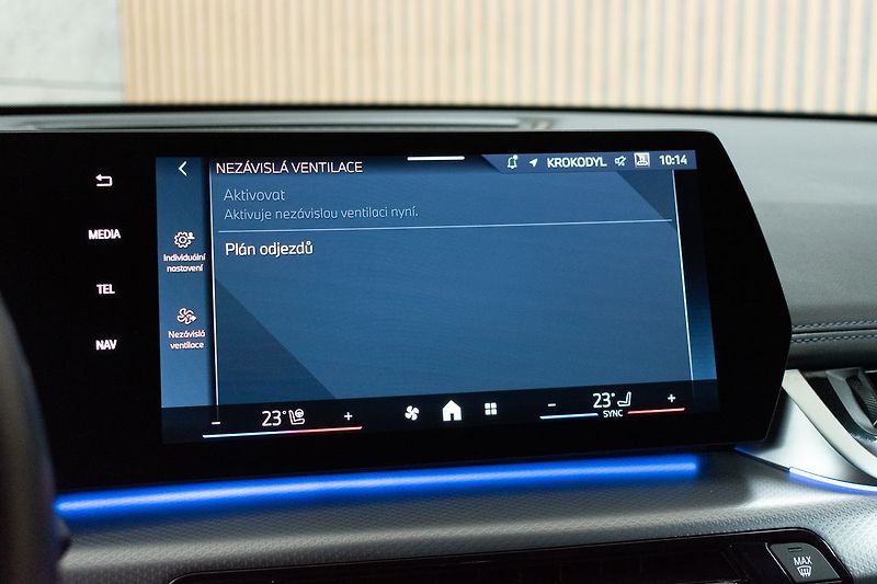 BMW X1 xD 20d ///M*TAŽNÉ*ZÁRUKA*ČR 1M - fotka 27 z 50