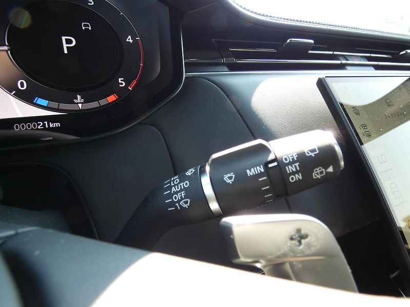 Land Rover Range Rover Sport (2026) 3,0 Dynamic SE D250 - fotka 20 z 37