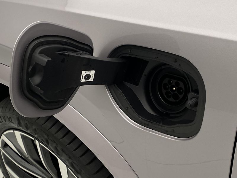 Volvo XC90 (2025) T8 AWD Plug-in BRIGHT PLUS 7m - fotka 19 z 76