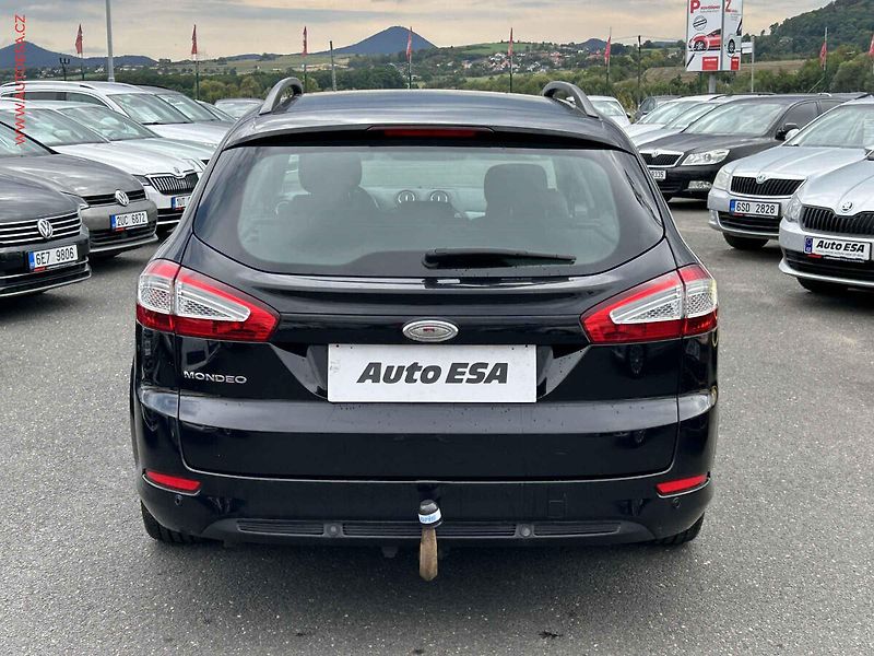 Ford Mondeo (2011) 2.0 TDCi, Klima - fotka 5 z 17