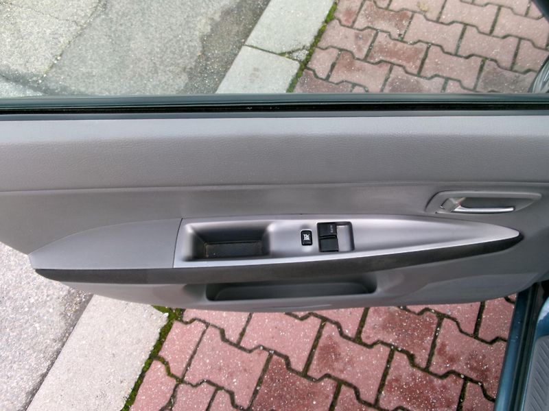 Mazda 2 1,4 D 50 KW 1 MAJITEL  - fotka 20 z 29
