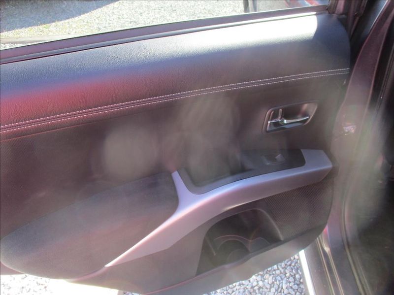 Mitsubishi Outlander 2,2 DI-D, Automat,4x4, klima, - fotka 12 z 32
