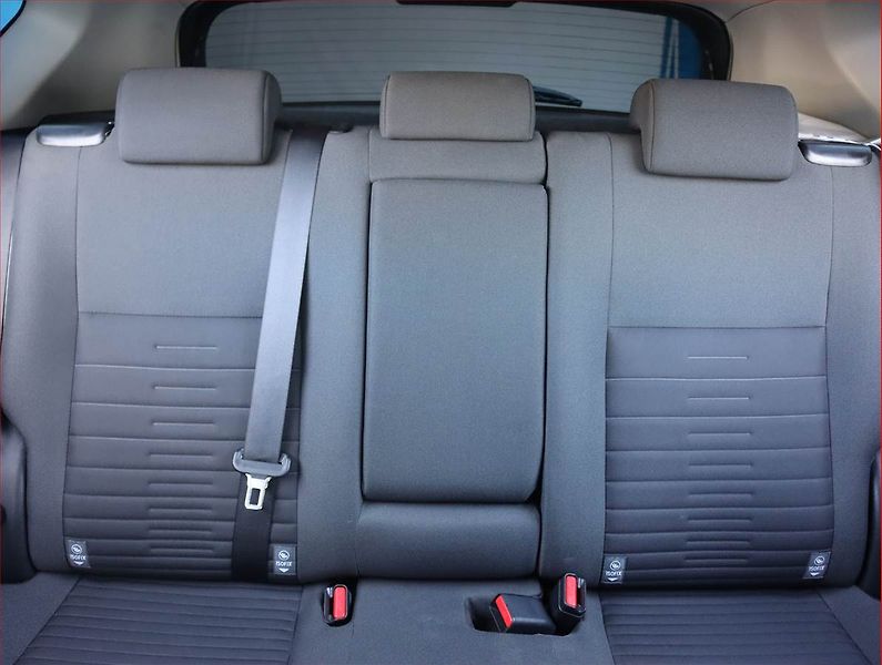 Toyota Auris (2018) 1.2 Ti, Automat, Serv.kniha - fotka 10 z 19