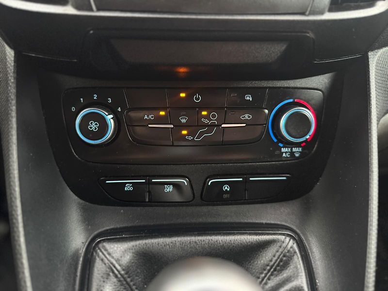 Ford Transit Connect 1.5  1.MAJITEL ČR TOP STAV  - fotka 11 z 21