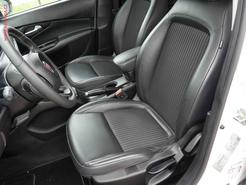 Fiat Tipo (2018) 1.4, AC, LED, navi - fotka 9 z 15