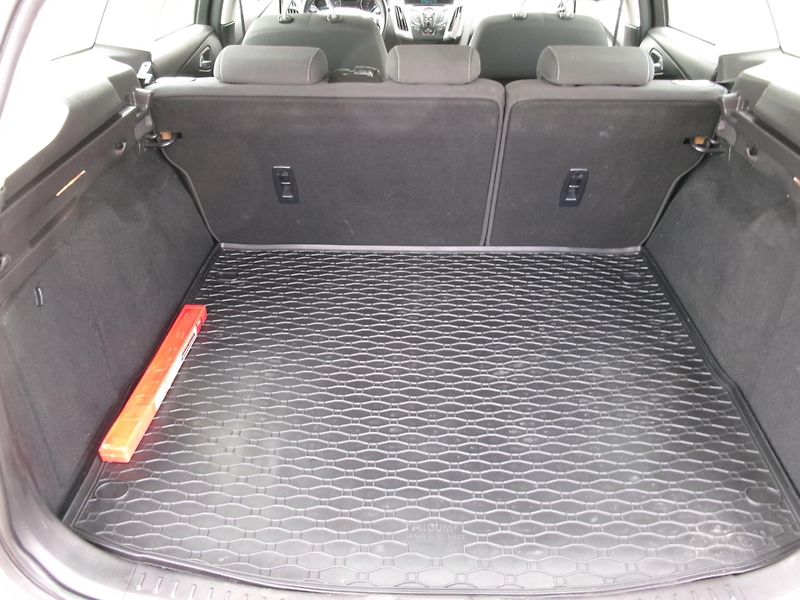 Ford Focus (2014) 1,0 ECOBOOST AC BT TEMP - fotka 13 z 24