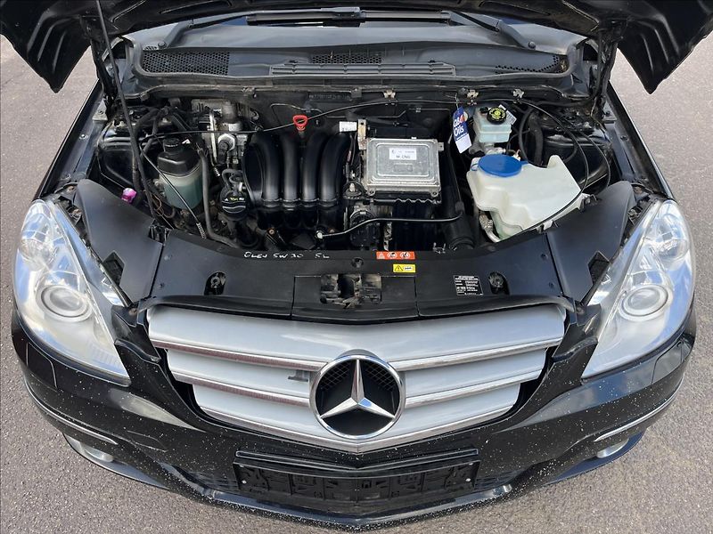 Mercedes-Benz Třídy B 2,0 i CNG ČR KLIMA SERVIS PNEU - fotka 26 z 37