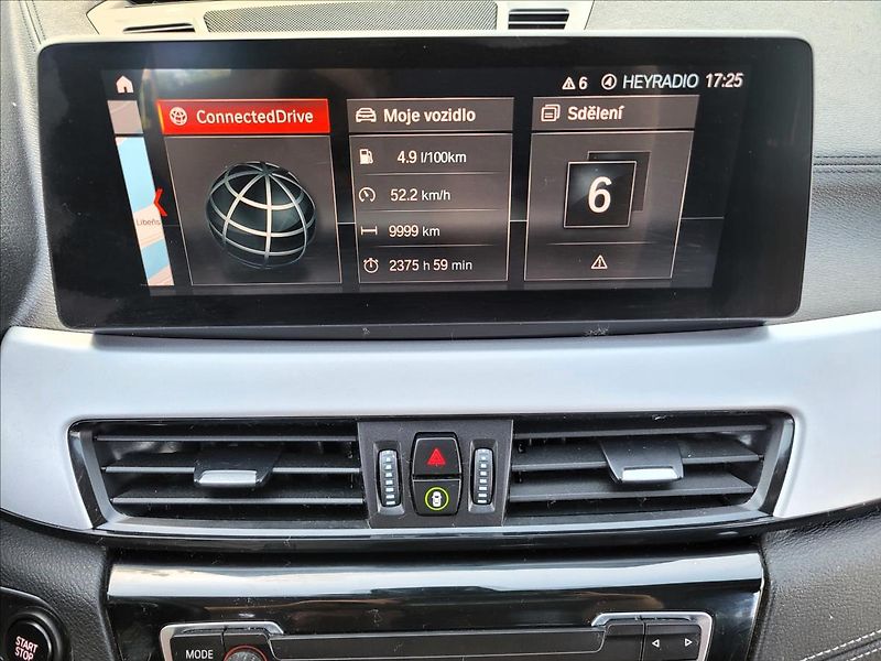 BMW X2 xDrive25e,4x4,navi,kůže - fotka 25 z 50