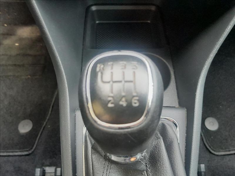 Škoda Rapid 1.2TSI 77kW  NOVÝ MOTOR - fotka 36 z 47