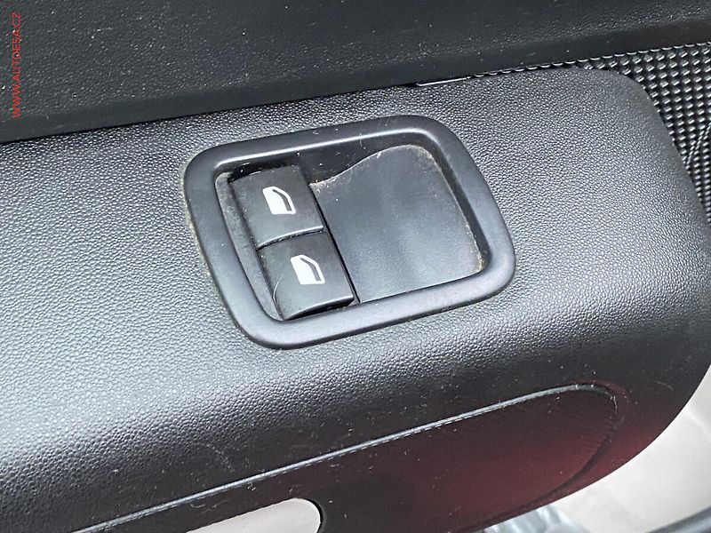 Citroën C3 (2017) 1.2, Feel - fotka 11 z 17