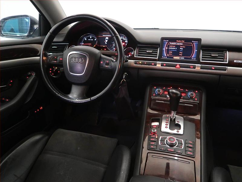 Audi A8 (2007) 3.0 TDI , 4X4, Automat, Navi - fotka 7 z 12