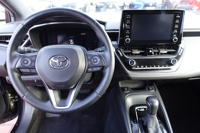 Toyota Corolla 2,0 HEV Comfort Tech TS - fotka 14 z 30