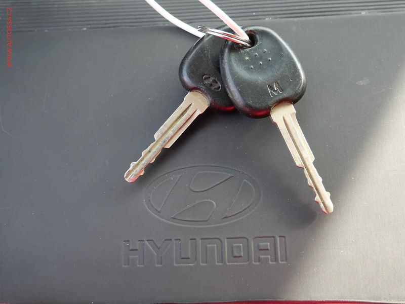 Hyundai i10 (2008) 1.1i, STK10/27 - fotka 13 z 14