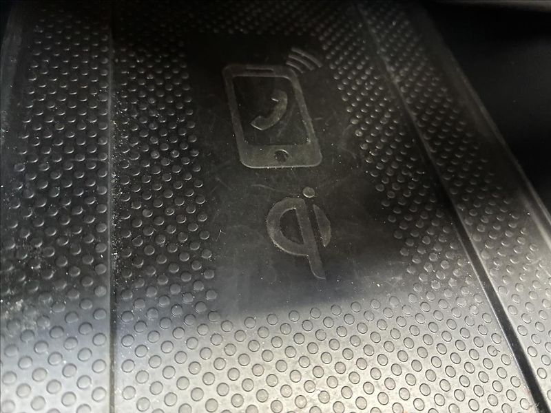 Volkswagen Polo 2,0 GTI,DSG,KAMERA,LED - fotka 13 z 28