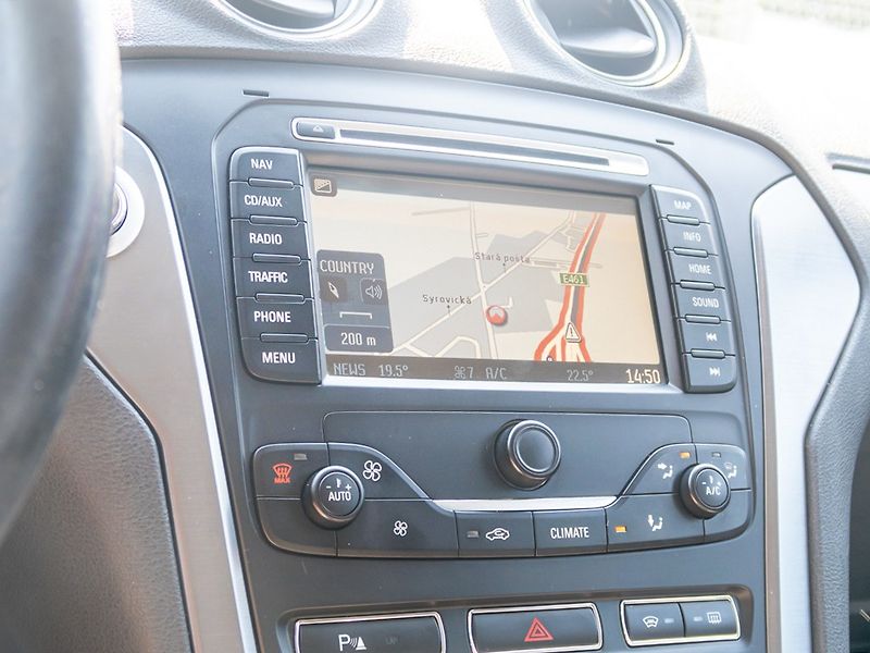 Ford Mondeo (2014) 2.0D 103KW – NAVIGACE - fotka 24 z 48