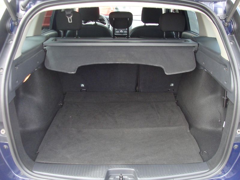 Dacia Logan 1.2i, klima - fotka 18 z 22