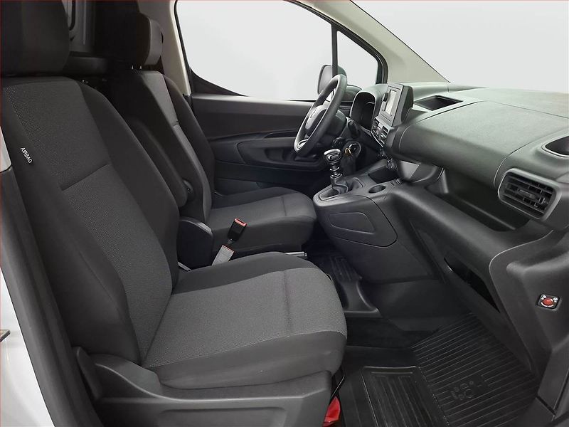 Toyota ProAce City (2024) Maxi 1.5 D4-D, ČR - fotka 9 z 17