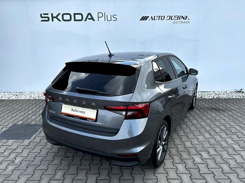 Škoda Fabia (2025) 1.5 TSI 110kW DSG Top Selectio - fotka 2 z 34