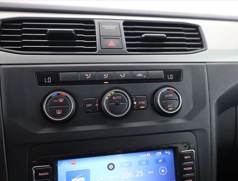 Volkswagen Caddy (2016) 2.0 TDI, 7Míst, DPH - fotka 10 z 19