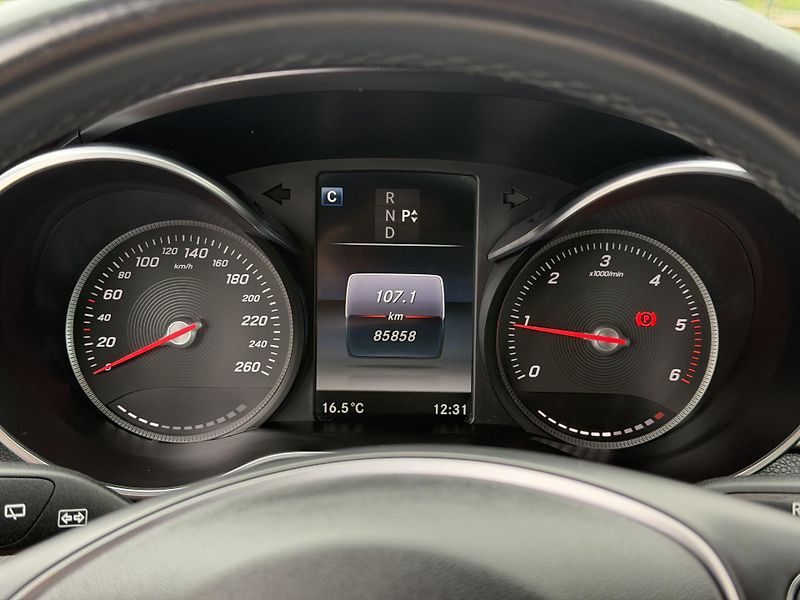 Mercedes-Benz Třídy C (2015) 200d 100 kW / tažné - fotka 23 z 23