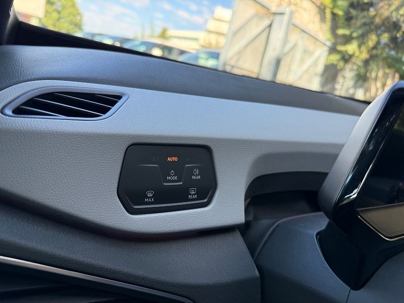 Volkswagen ID.3 PRO S 82 kWh / Kamera / ACC - fotka 25 z 30
