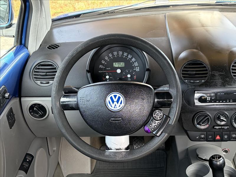 Volkswagen New Beetle 1,9 TDi 66 kW  Klima,VyhřSedad - fotka 16 z 32