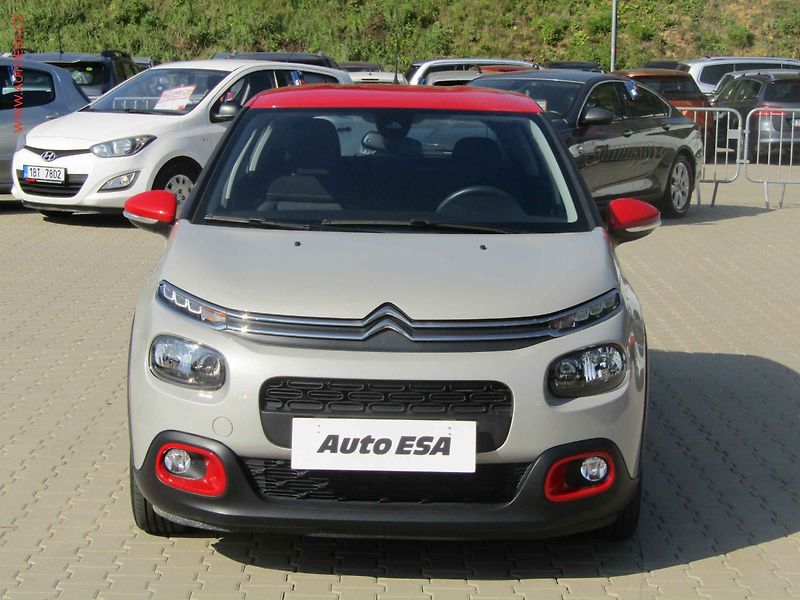 Citroën C3 (2019) 1.2 PT, 2.maj,ČR, Feel, STK7 - fotka 2 z 20