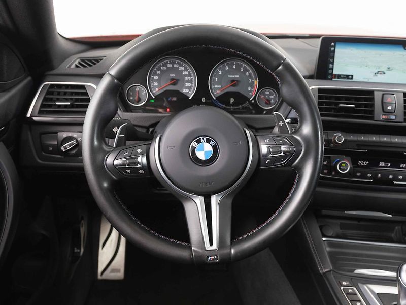 BMW M4 Coupé - fotka 13 z 19