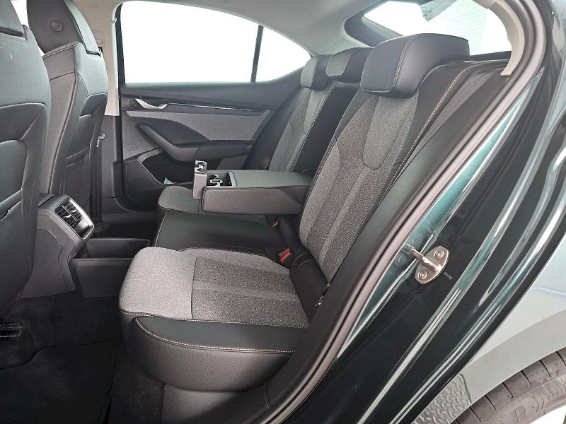 Škoda Octavia (2025) 1.5TSI 110kW TOP SELECTION - fotka 7 z 30