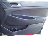 Hyundai Tucson 1,6T- GDi 130kW Trikolor - náhled 30