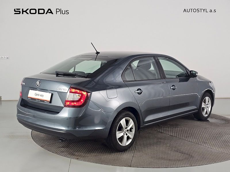 Škoda Rapid (2019) 1.0TSI 81kW Ambition Plus - fotka 2 z 28