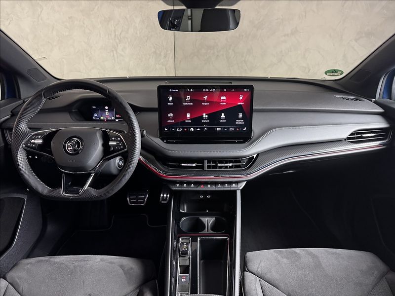 Škoda Enyaq 80 Sportline LED Matrix Assist - fotka 18 z 47