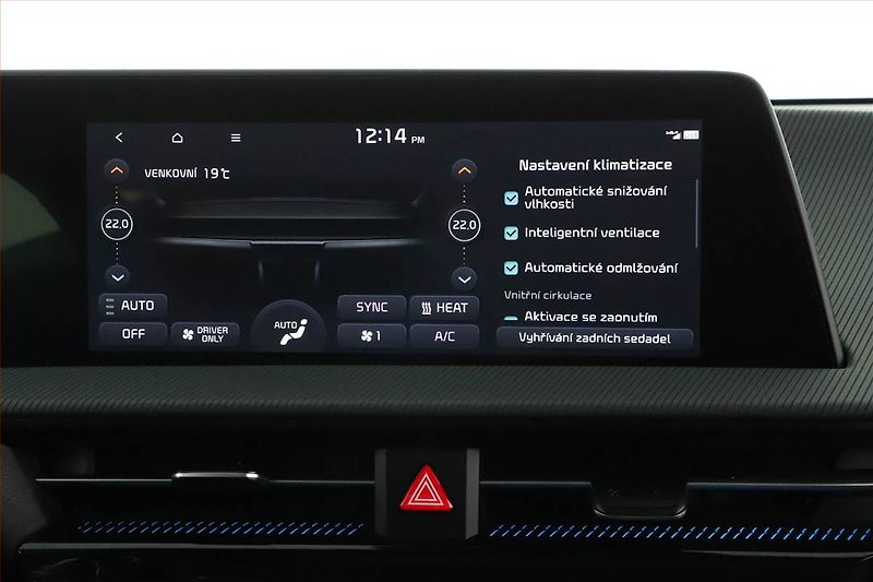 Kia EV6 (2023) AWD 77.4 kWh, SoH 100% - fotka 17 z 27