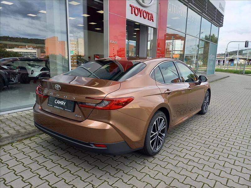 Toyota Camry 2,5 Prestige - fotka 4 z 15
