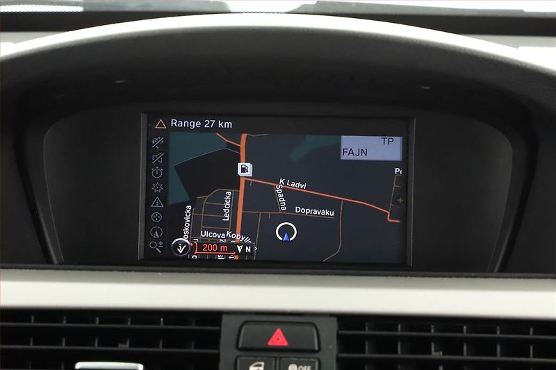 BMW Řada 3 (2012) 320 d xDrive, 4X4, Automat - fotka 12 z 19