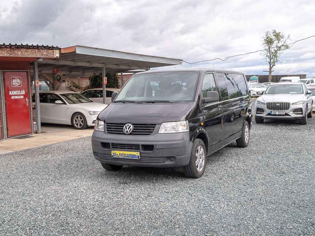 Volkswagen Transporter 2.5TDI 96KW LONG – 8 SEDADEL