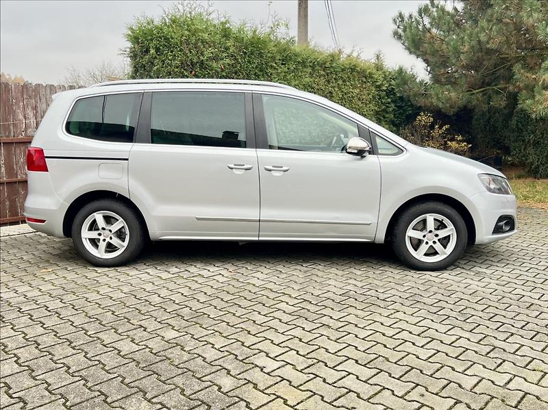 Seat Alhambra 2,0 TDi / STYLE / DSG / 7-míst - fotka 6 z 44