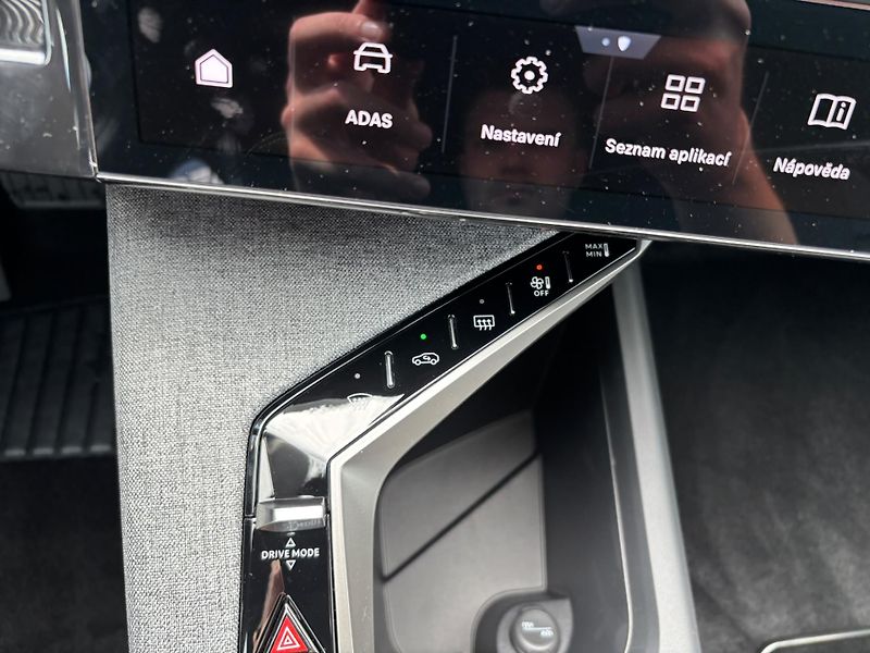 Peugeot 5008 (2026) BUSINESS Hybrid 145 e-DCS6     - fotka 18 z 25