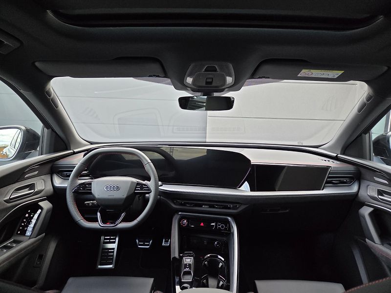 Audi Q5 SB Q S-Line Vzduch Pano MAXvýb - fotka 9 z 61