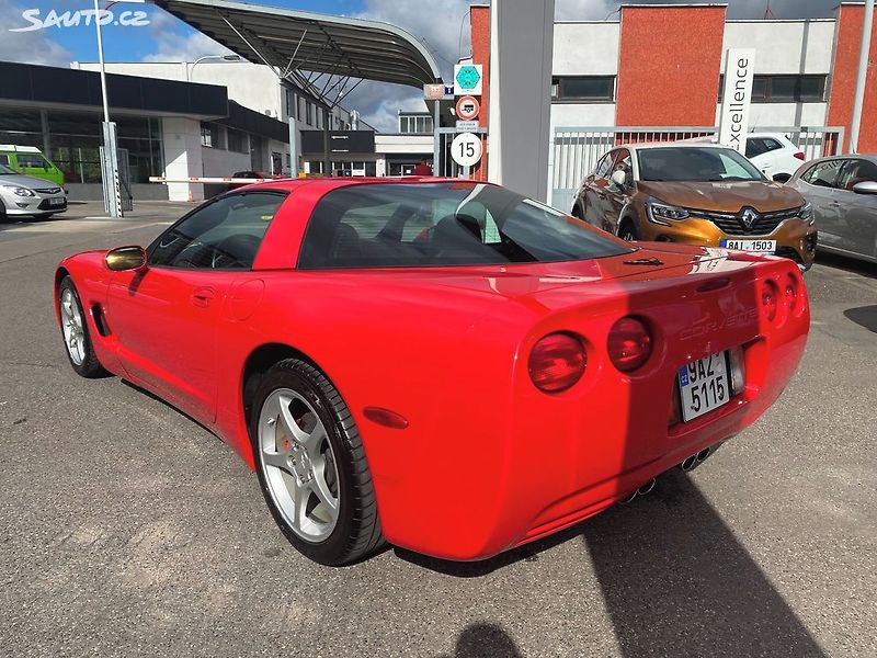 Chevrolet Corvette 5.7 koupeno v CZ - fotka 7 z 23