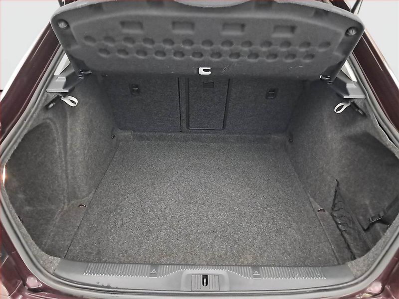 Škoda Octavia (2012) Elegance 1.6 TDI, Tempomat - fotka 13 z 14