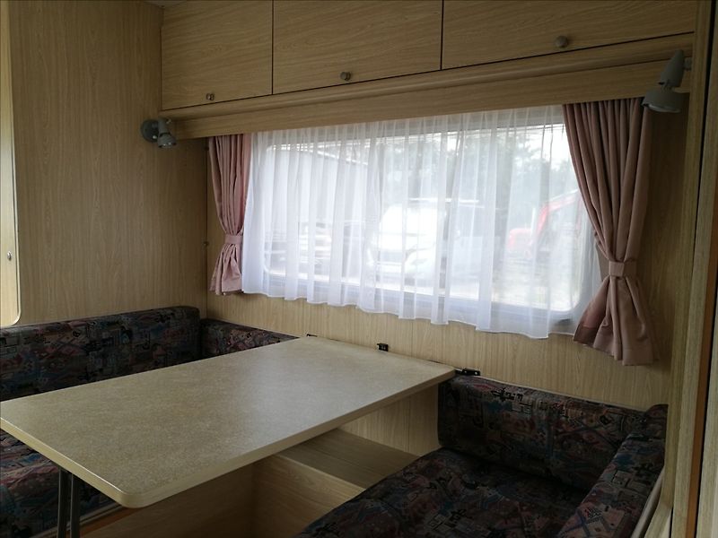Beyerland Sprinter 430 předstan - fotka 7 z 12