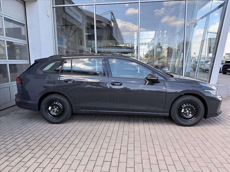 Volkswagen Golf Variant (2026) 1,5 TSI 6G  Limited - fotka 4 z 14