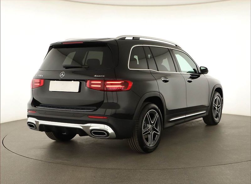 Mercedes-Benz GLB (2025) 200 d 4MATIC, AMG Line - fotka 5 z 25