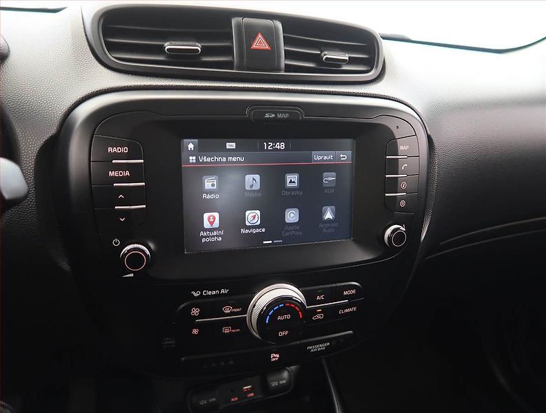 Kia Soul (2017) 1.6 GDI, Automat, Serv.kniha - fotka 16 z 22