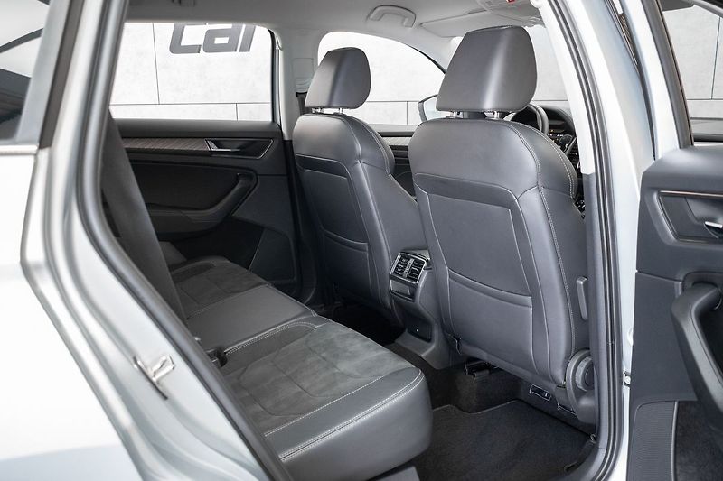 Škoda Kodiaq 2.0 TDI STYLE+*TAŽNÉ*DPH*ČR 1M - fotka 13 z 48