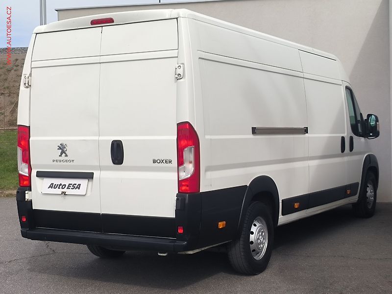 Peugeot Boxer (2018) 2.0HDi L4H2, ČR, 120kW, AC - fotka 4 z 22