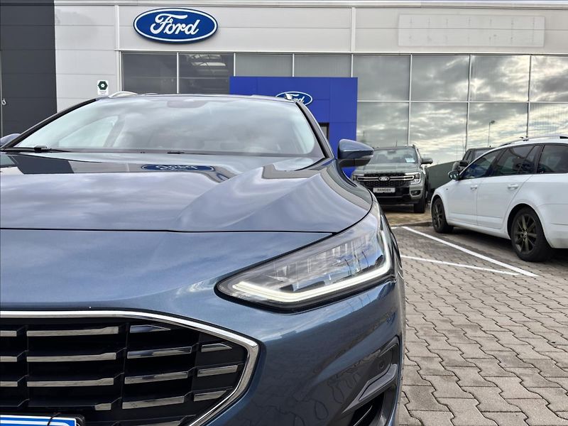 Ford Focus 1,0 EcoBoost 114kW Titanium - fotka 9 z 32