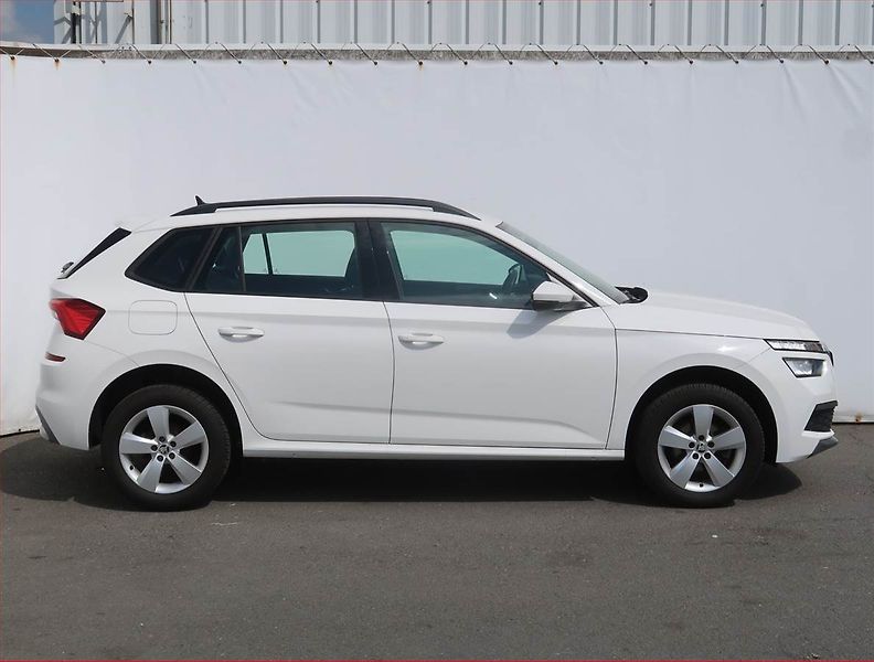 Škoda Kamiq (2023) Ambition 1.0 TSI, Serv.kniha - fotka 6 z 23