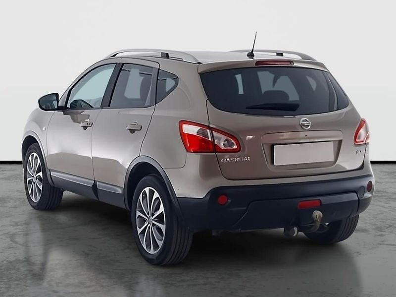 Nissan Qashqai (2012) 1.6 dCi, 4X4, Serv.kniha - fotka 4 z 19